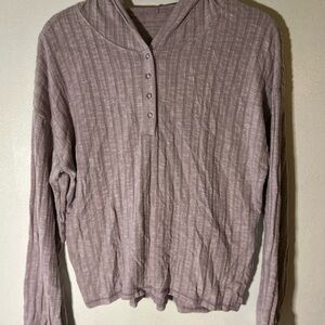 American Eagle Outfitters Mauve Long Sleeve Hooded Shirt Size M